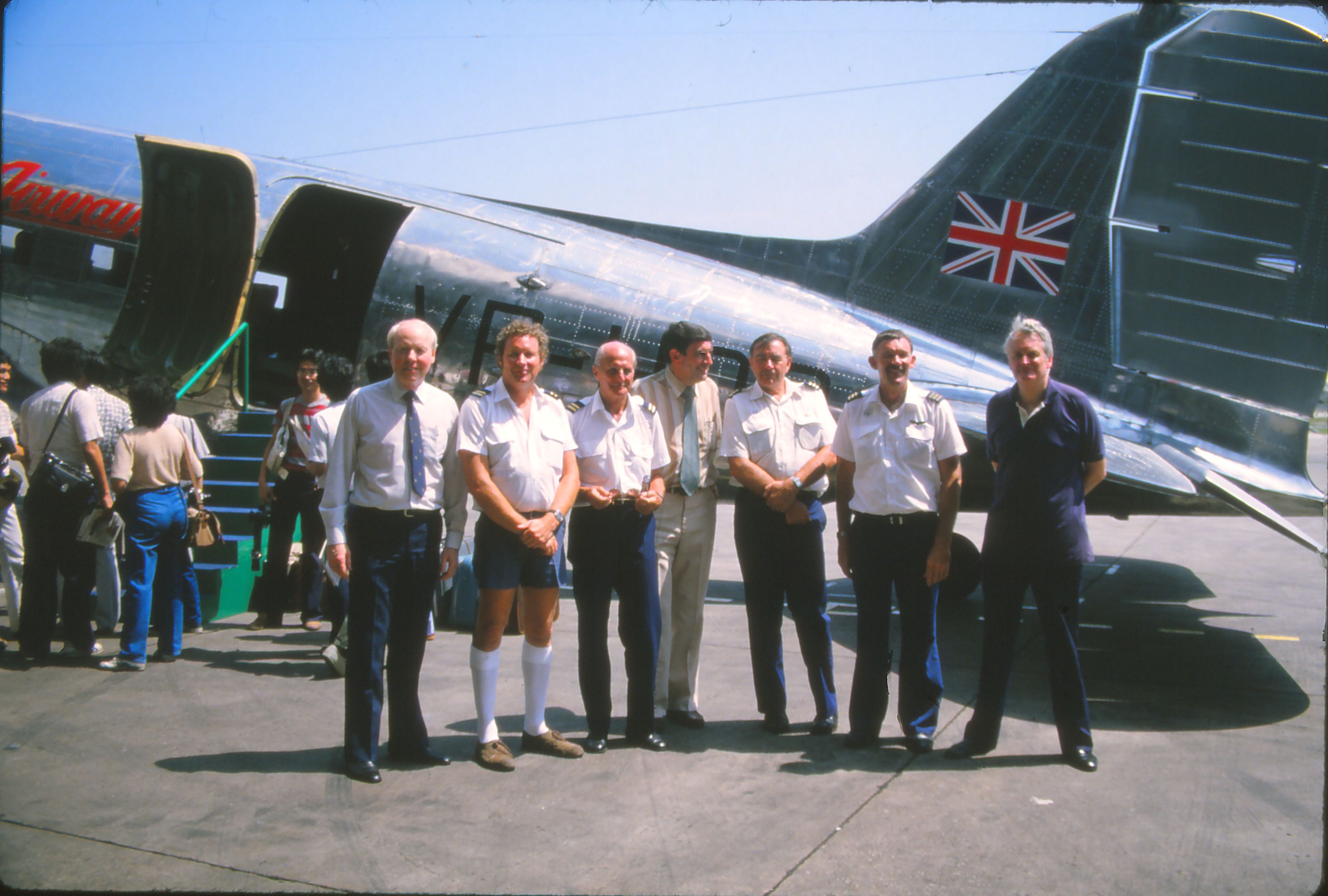 Swire’s Deputy Chairman Adrian Swire (right) took the controls during the final leg of Betsy’s flight home to Hong Kong in 1983.